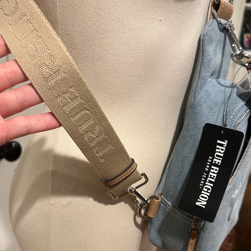 NWT True Religion Light Denim Blue (Blue Jean) Crossbody Bag backpack - Picture 5 of 8